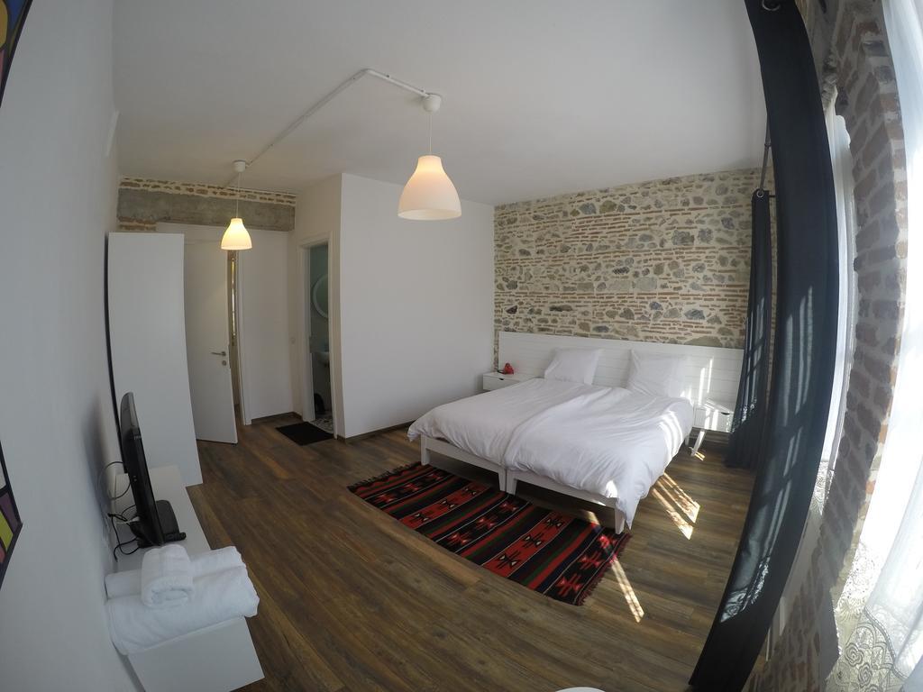 Old Bazaar Rooms Корча Экстерьер фото